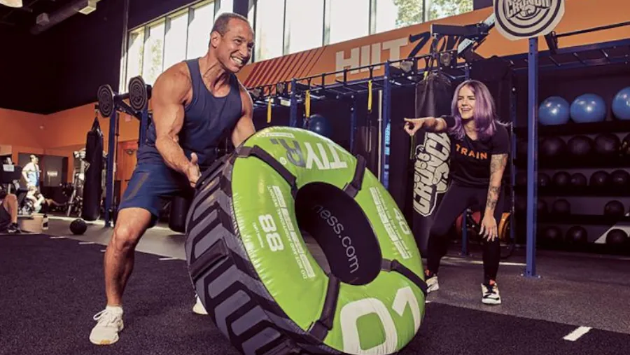 Large Multi-Unit Franchisee Fitness Ventures Powers Toward Top Within Crunch